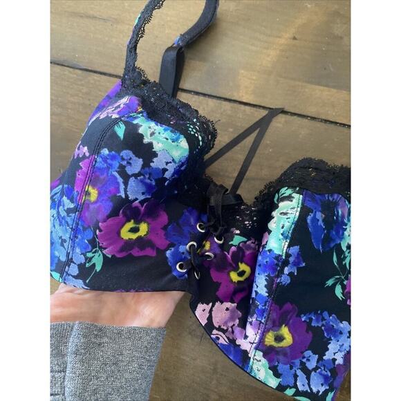 Frederick's of Hollywood Floral Bra 34D Full Support Wired Cupped‎ Lace - Picture 2 of 7